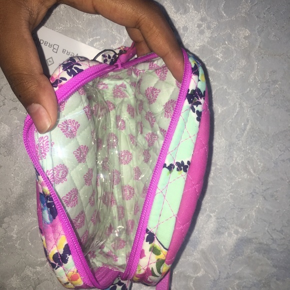 Vera Bradley makeup bag - Picture 3 of 3